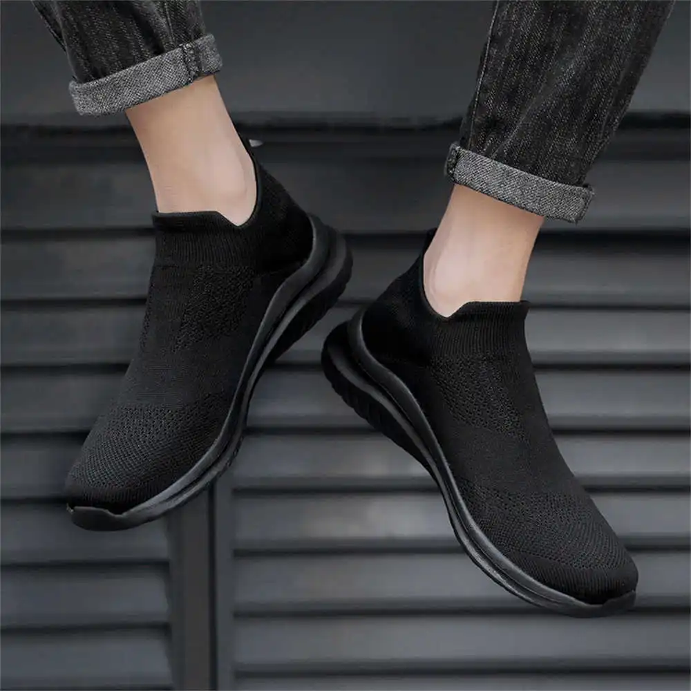 Luxury Lifestyle Girl - Sepatu olahraga pria, krem lembut baru
